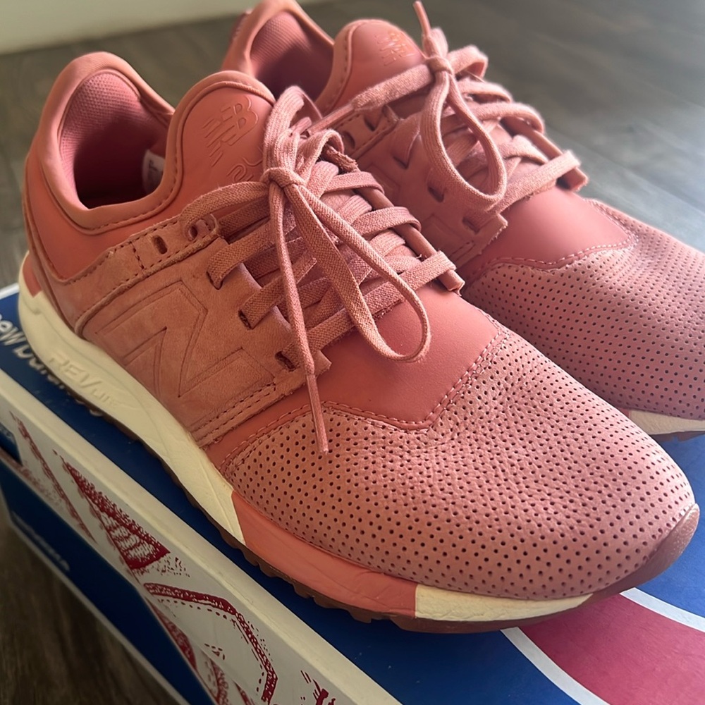 Size 4.5 men womens size 6 pink new balance